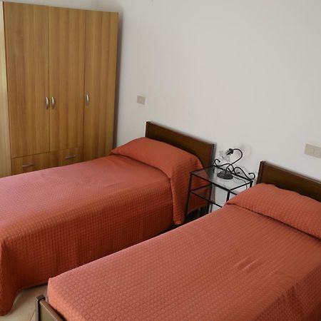 Casa Vacanze Valdamone 苏韦雷托 外观 照片