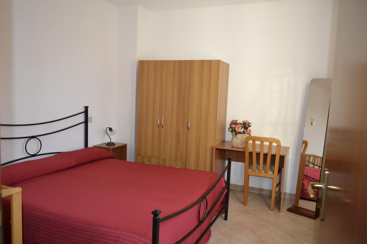 Casa Vacanze Valdamone 苏韦雷托 外观 照片